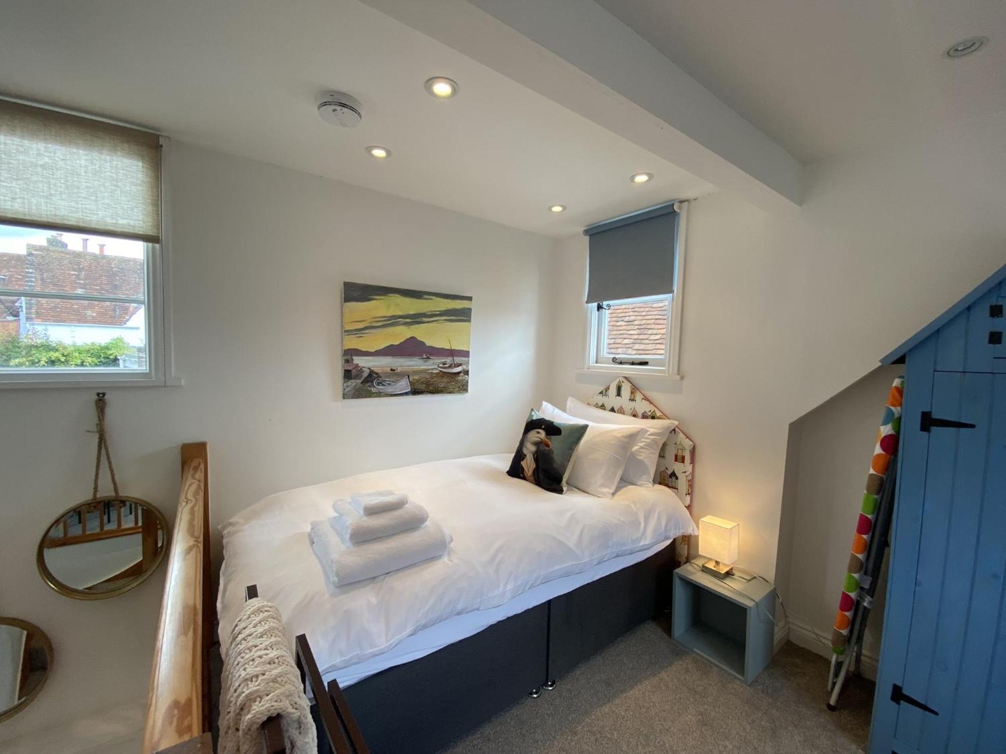 Stylish Cottage With Quay And River View Lymington Exterior photo